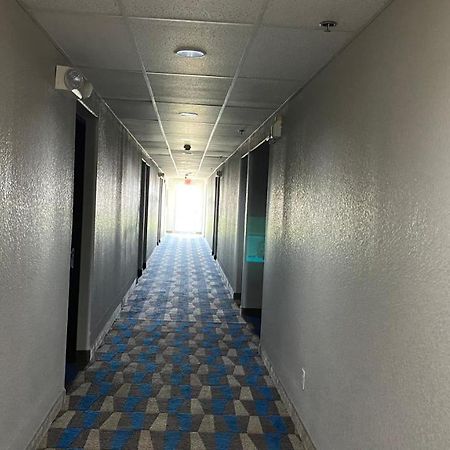 Microtel Inn & Suites By Wyndham ארדמור מראה חיצוני תמונה