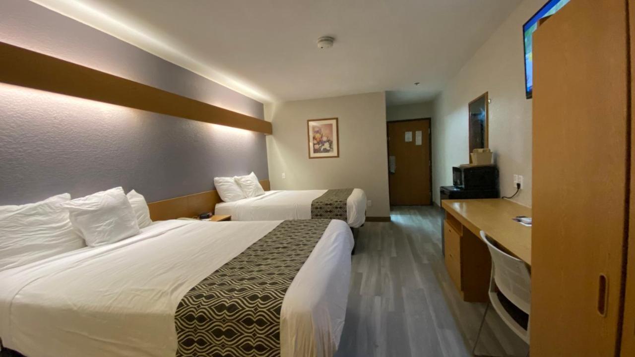 Microtel Inn & Suites By Wyndham ארדמור מראה חיצוני תמונה