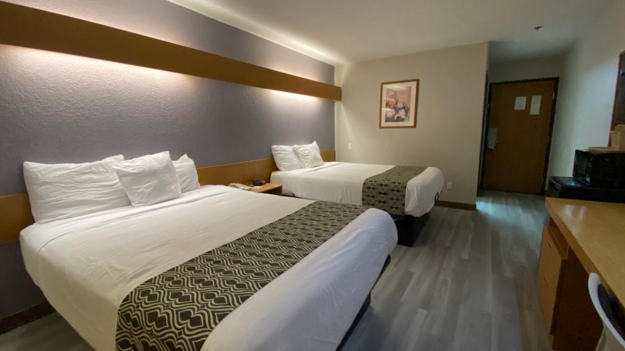 Microtel Inn & Suites By Wyndham ארדמור מראה חיצוני תמונה