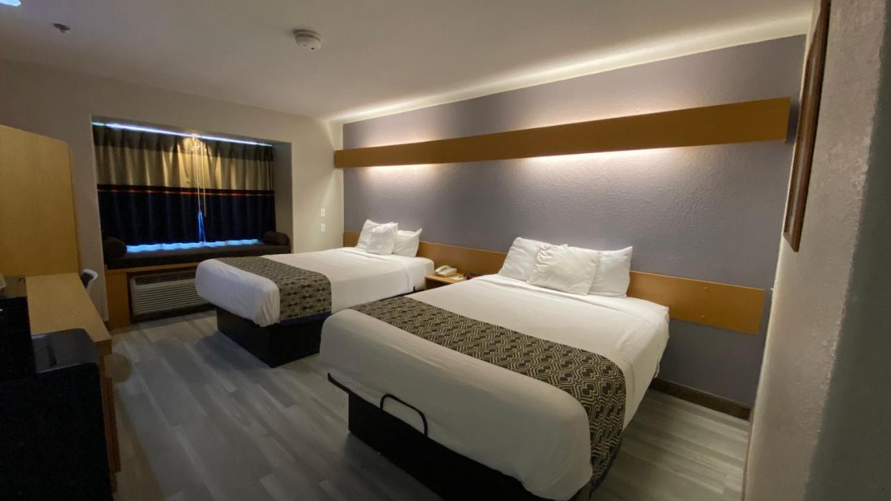 Microtel Inn & Suites By Wyndham ארדמור מראה חיצוני תמונה