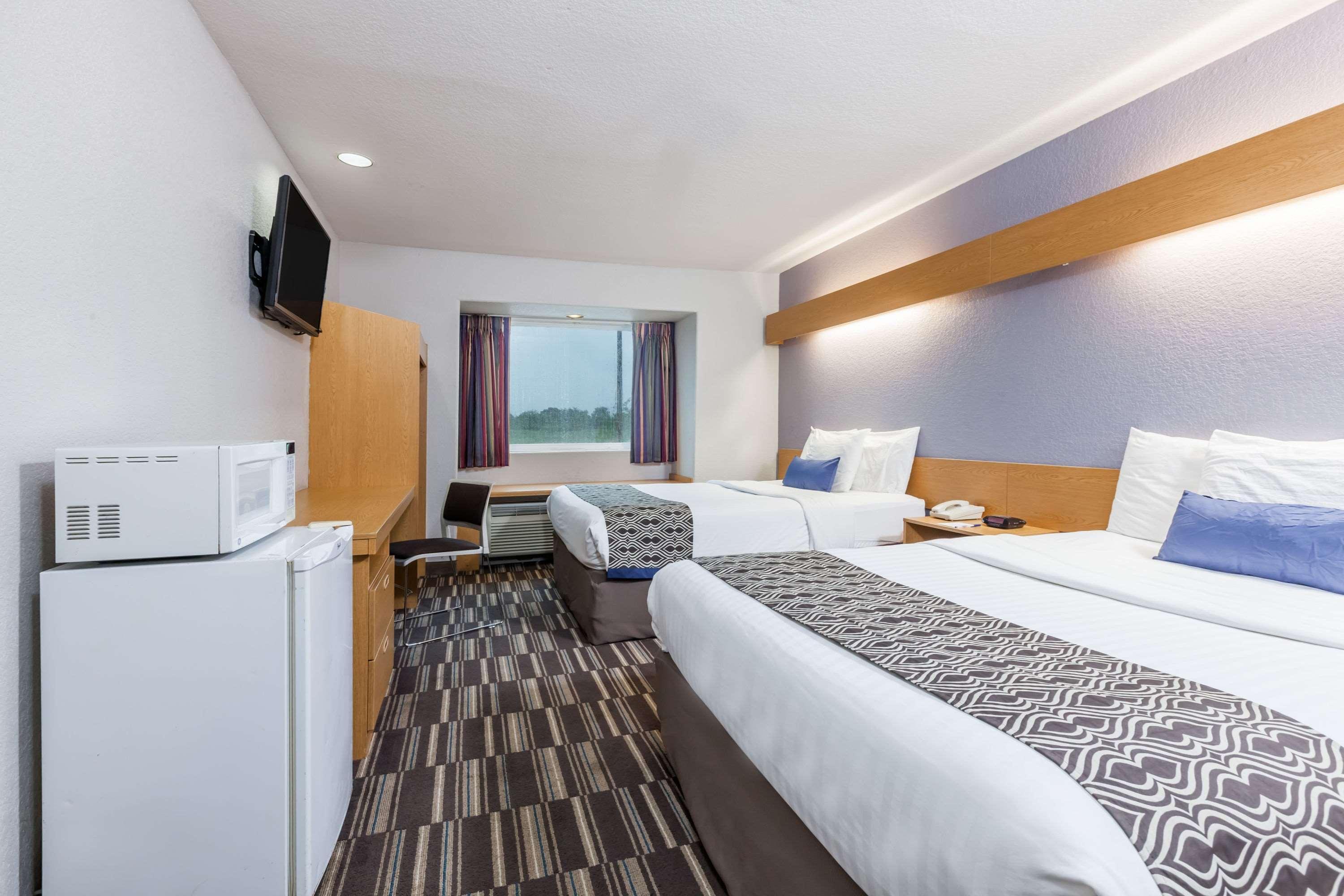 Microtel Inn & Suites By Wyndham ארדמור מראה חיצוני תמונה