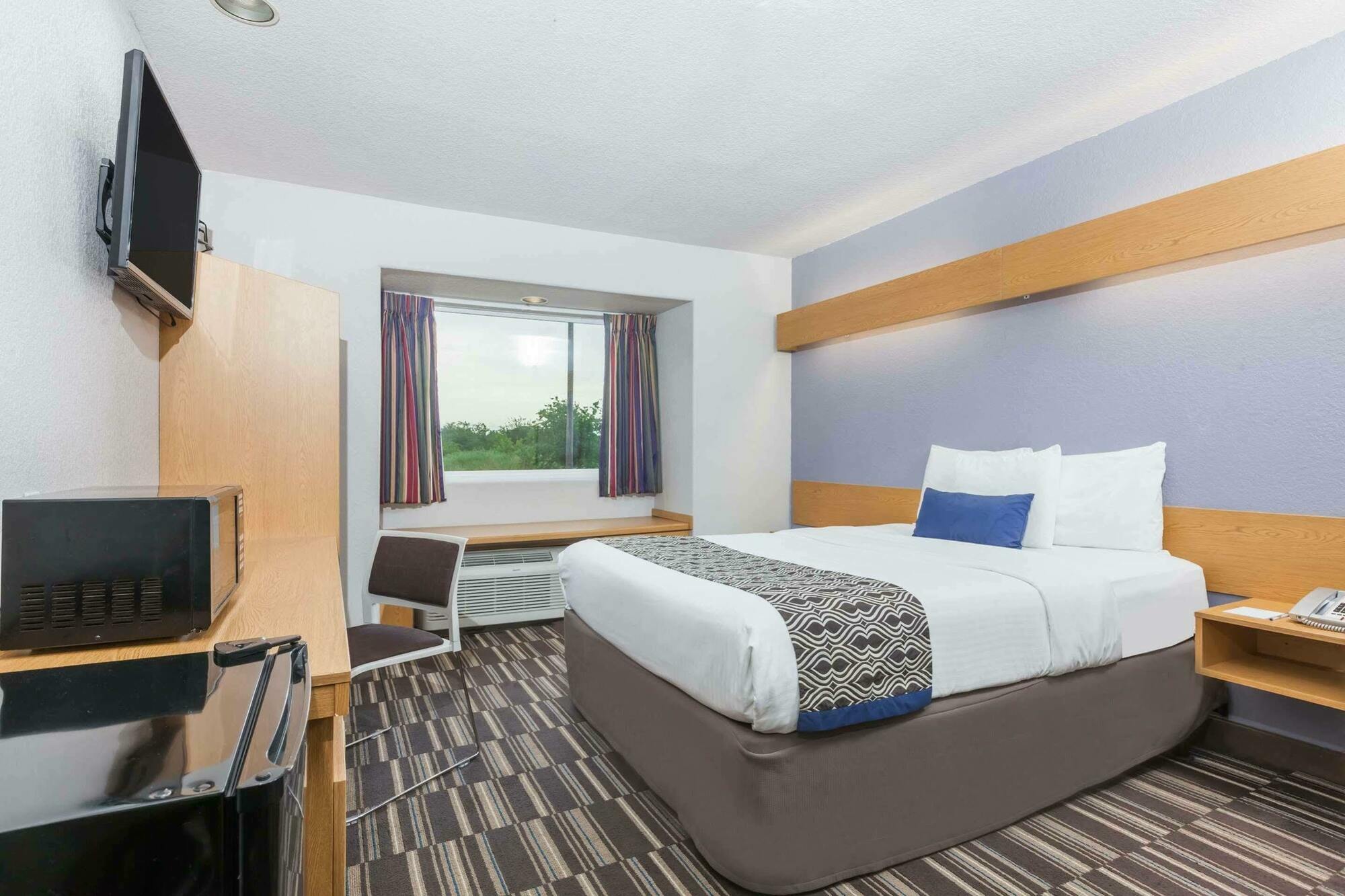 Microtel Inn & Suites By Wyndham ארדמור מראה חיצוני תמונה